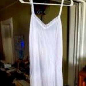 Shadowline Women's Adjustable Strap 25 Inch Daywear Full Slip